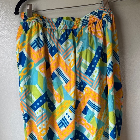 Colorful Patterned Wide Leg Pants - Picture 3 of 7